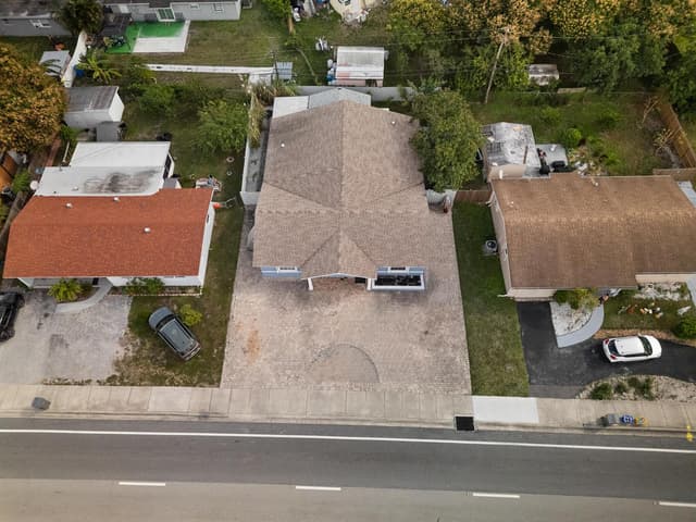 5772 N Haverhill Road N, West Palm Beach FL 33407 - West Palm Beach, FL - Photo 4