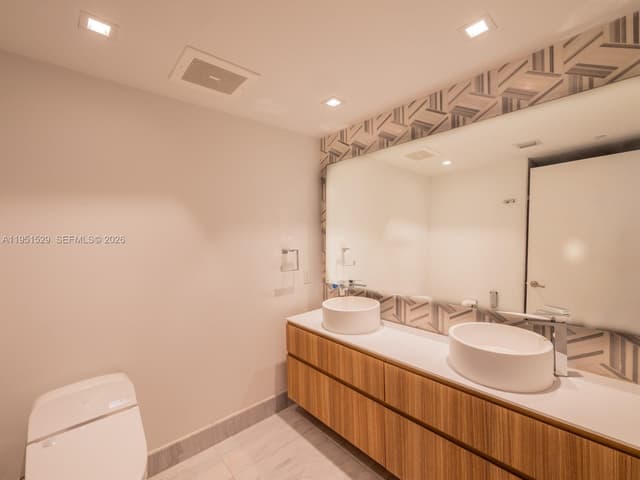 465 Brickell Ave # 2304, Miami FL 33131 - Miami, FL - Photo 7
