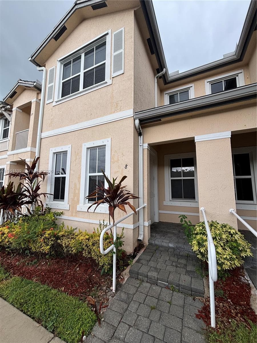 2819 SE 1st Dr # 8, Homestead FL 33033 - Homestead, FL - Photo 1