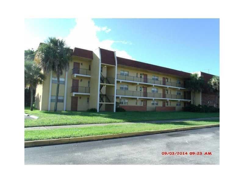 8000 Fairview Drive # 205, Tamarac FL 33321