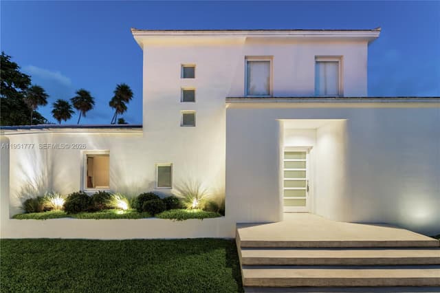 3325 Pine Tree Dr, Miami Beach FL 33140 - Miami Beach, FL - Photo 4