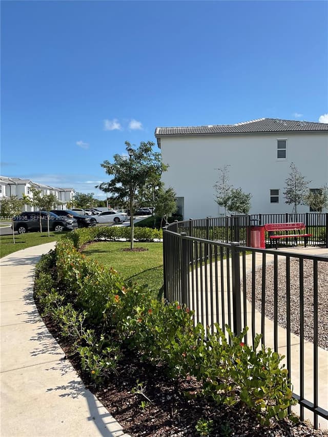 29224 SW 162nd Ct, Homestead FL 33033 - Homestead, FL - Photo 4