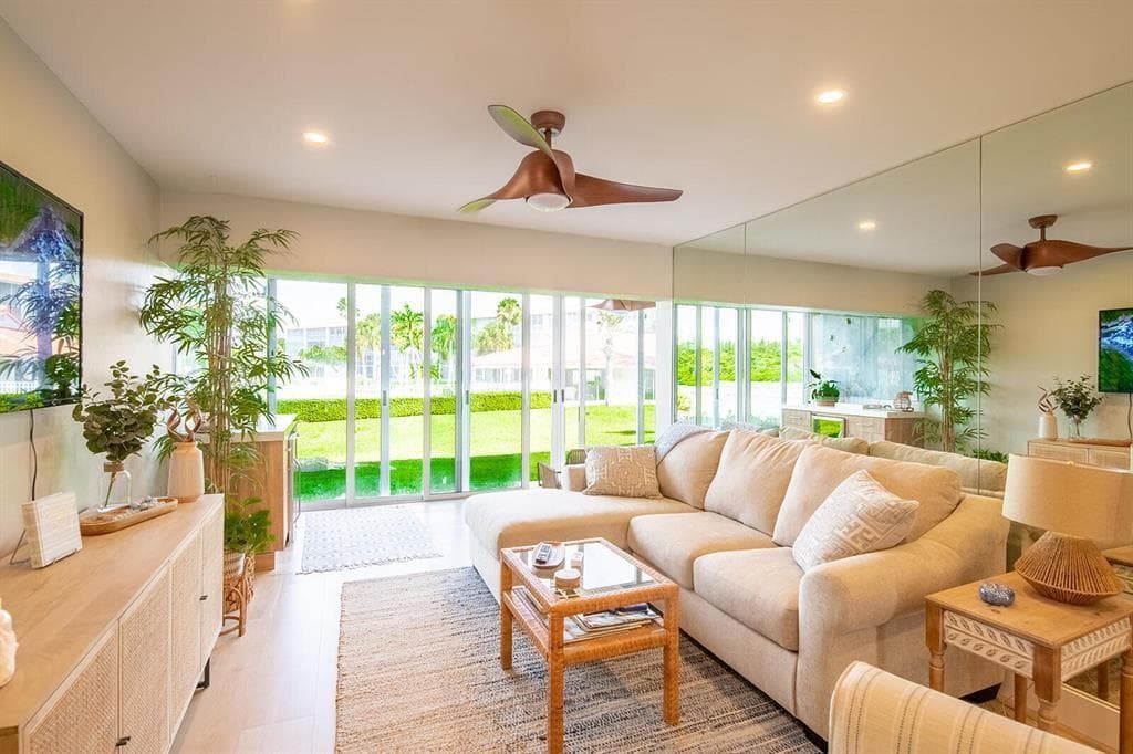 101 NE 19th Avenue # 126, Deerfield Beach FL 33441