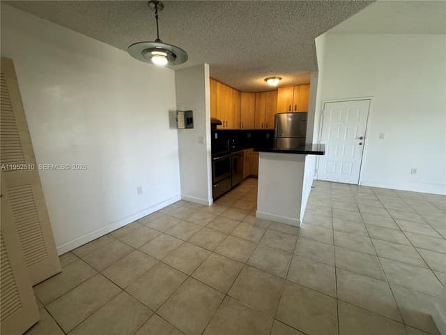 7235 NW 179th St # 311, Hialeah FL 33015 - Hialeah, FL - Photo 7