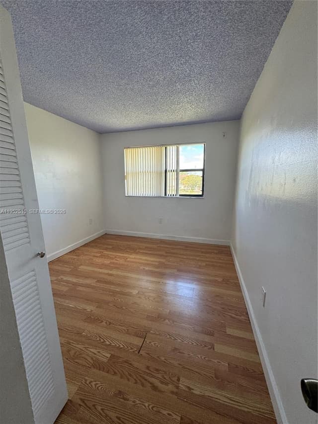 7235 NW 179th St # 311, Hialeah FL 33015 - Hialeah, FL - Photo 4