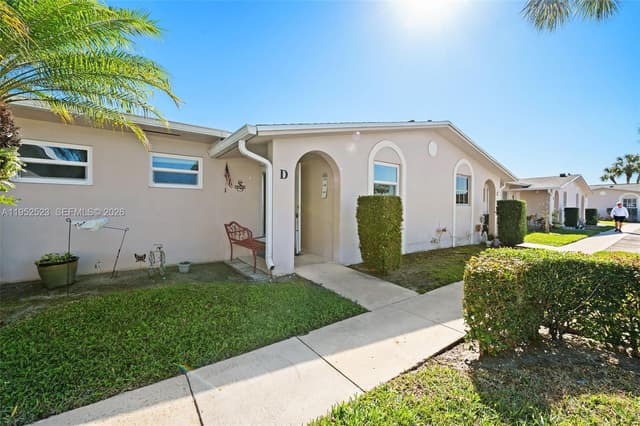 2772 Dudley Dr E # D, West Palm Beach FL 33415 - West Palm Beach, FL - Photo 2