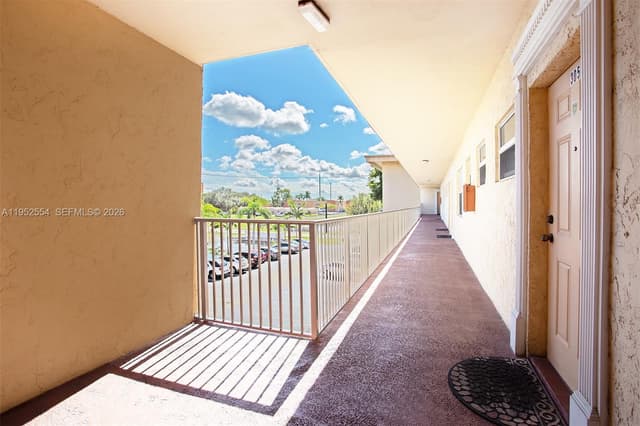 4151 NW 41st St # 301, Lauderdale Lakes FL 33319 - Lauderdale Lakes, FL - Photo 5