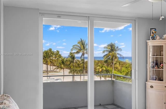 465 Ocean Dr # 419, Miami Beach FL 33139 - Miami Beach, FL - Photo 2