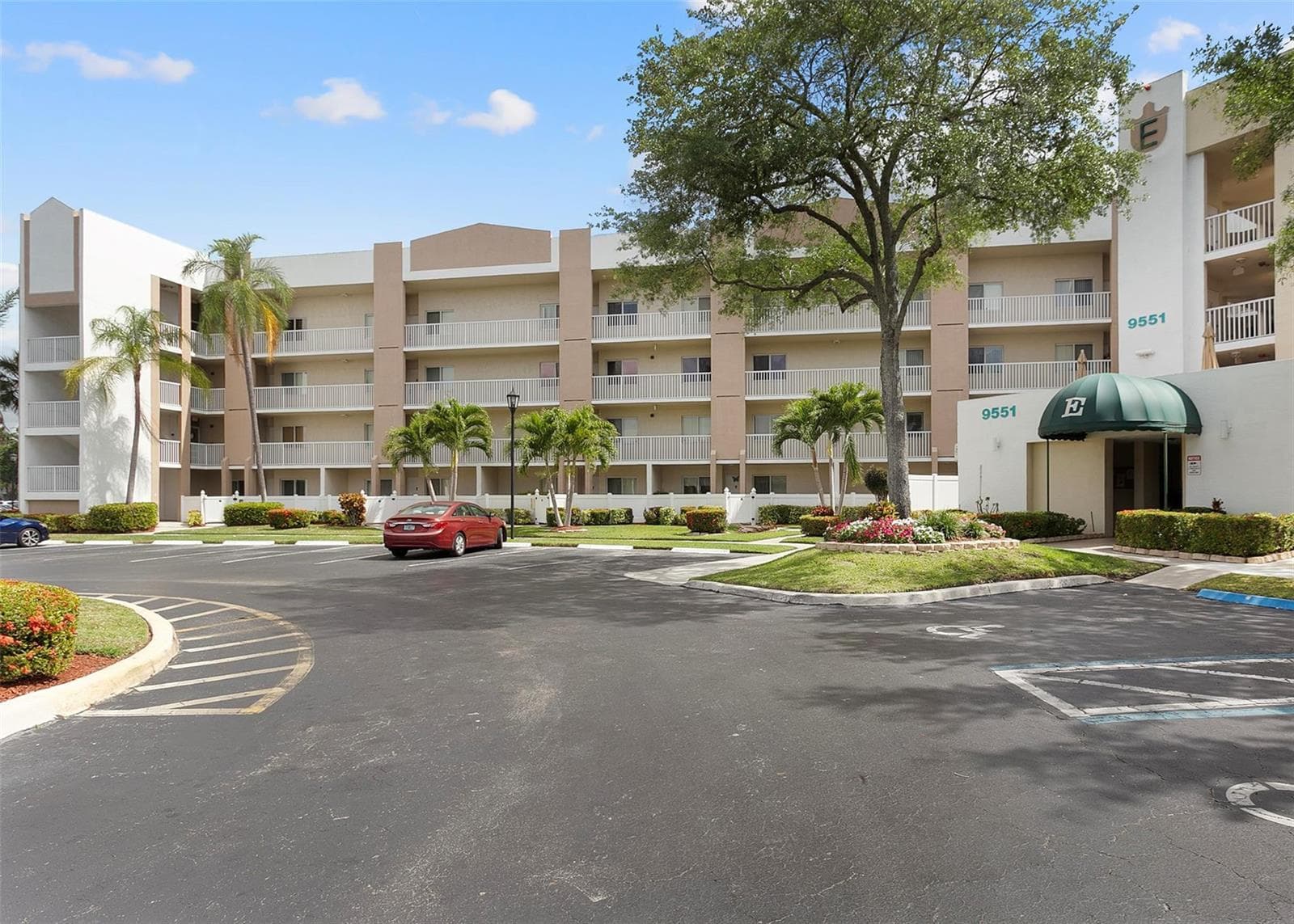 9551 Weldon Circle # 404, Fort Lauderdale FL 33321 - Fort Lauderdale, FL - Photo 1