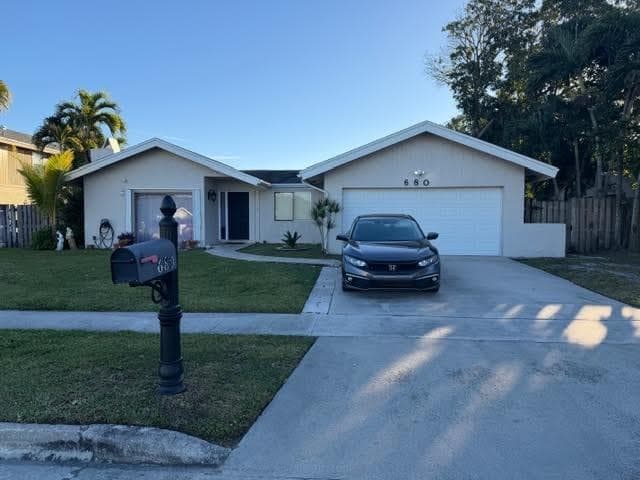 680 NW 49th Avenue, Coconut Creek FL 33063