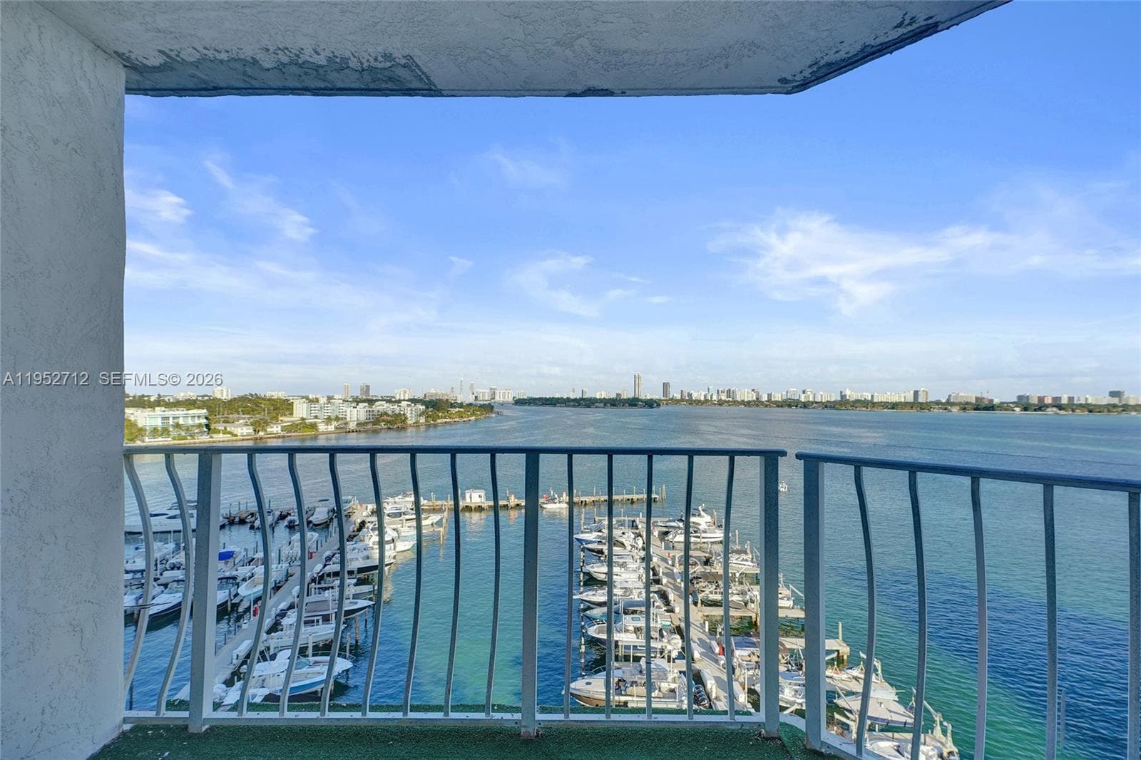 7601 E Treasure Dr # 1120, North Bay Village FL 33141