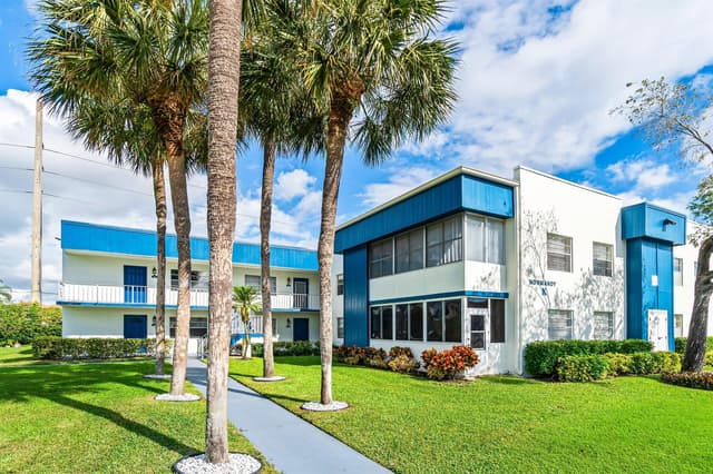 508 Normandy K # 508, Delray Beach FL 33484 - Delray Beach, FL - Photo 3