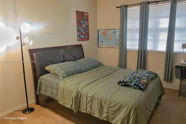 215 SW 117th Ter # 14304, Pembroke Pines FL 33025 - Pembroke Pines, FL - Photo 5