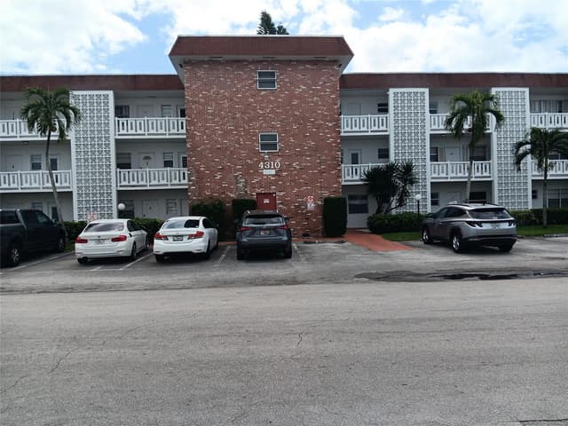 4310 NW 12th Court # 203, Lauderhill FL 33313 - Lauderhill, FL - Photo 3