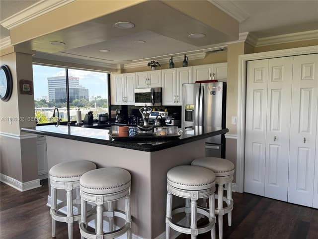 1500 Presidential Way # 504, West Palm Beach FL 33401 - West Palm Beach, FL - Photo 5