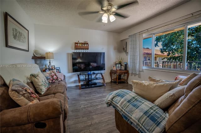 251 SW 134th Way # 302M, Pembroke Pines FL 33027 - Pembroke Pines, FL - Photo 5