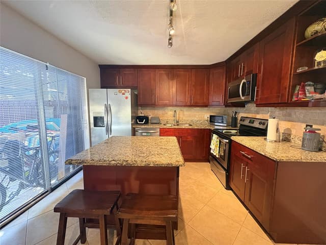 294 Arabian Road # 294, Palm Springs FL 33461 - Palm Springs, FL - Photo 4