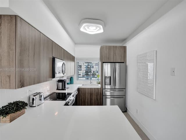 601 NE 36th St # 1003, Miami FL 33137 - Miami, FL - Photo 4