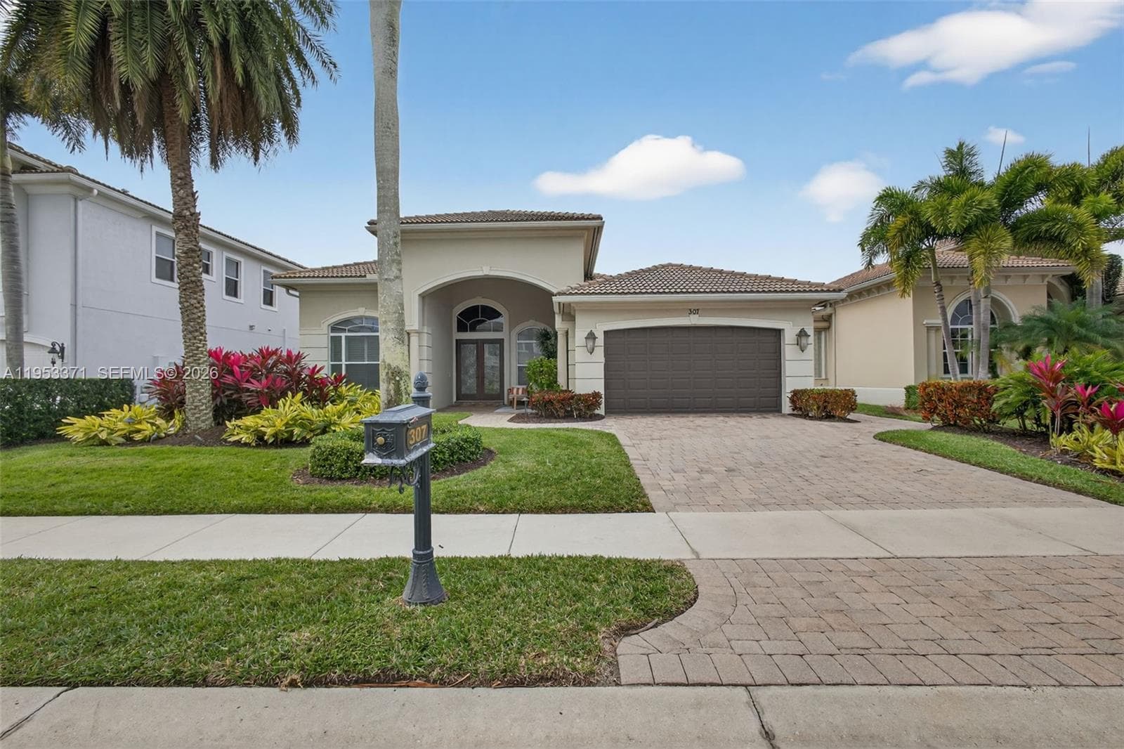 307 Charroux Dr, Palm Beach Gardens FL 33410 - Palm Beach Gardens, FL - Photo 1