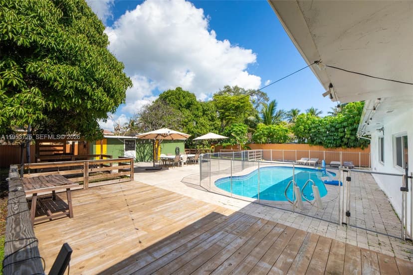1765 NE 145th St, Miami FL 33181