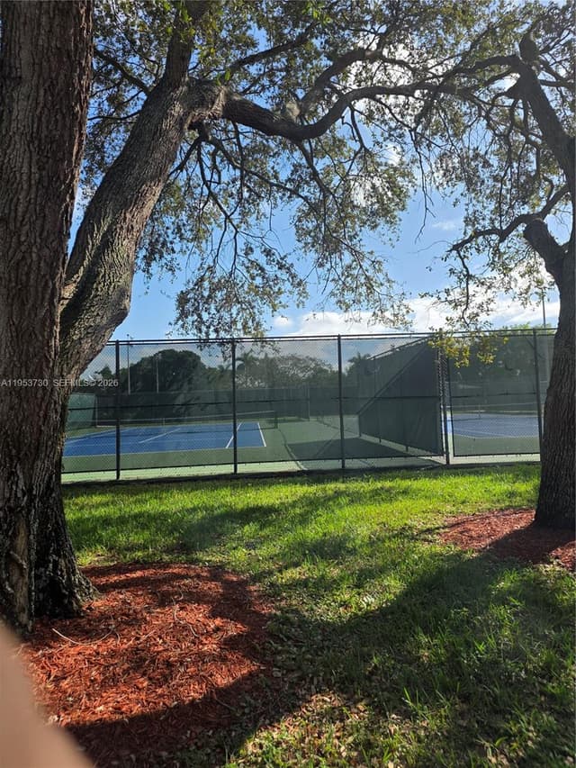 2612 Nassau Bnd # E2, Coconut Creek FL 33066 - Coconut Creek, FL - Photo 4