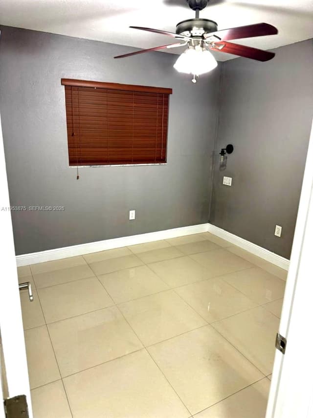 5461 W 24th Ave # 25, Hialeah FL 33016 - Hialeah, FL - Photo 2