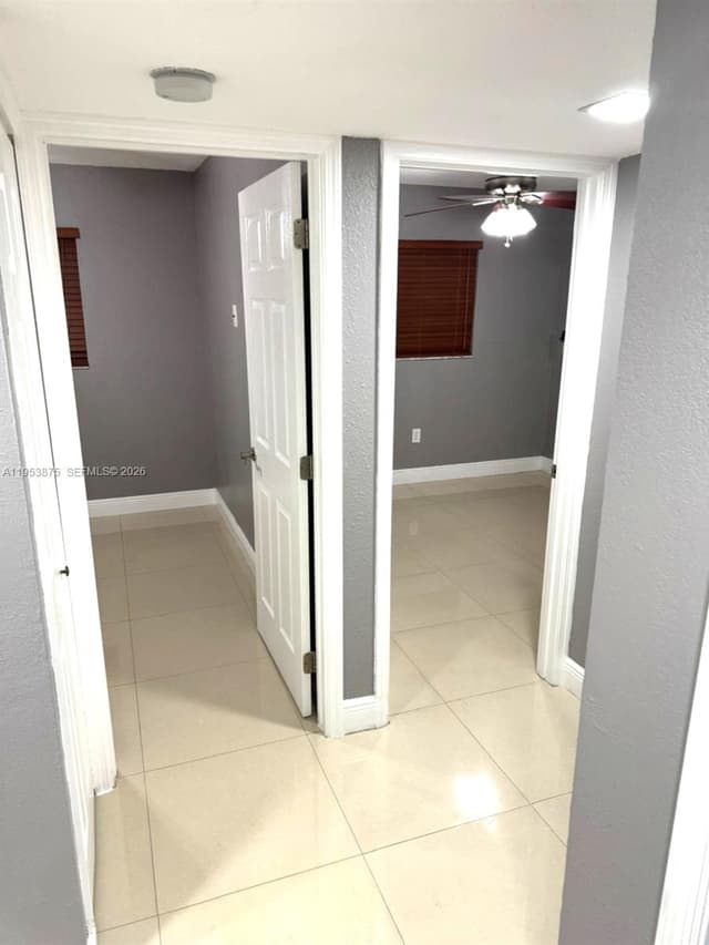 5461 W 24th Ave # 25, Hialeah FL 33016 - Hialeah, FL - Photo 3