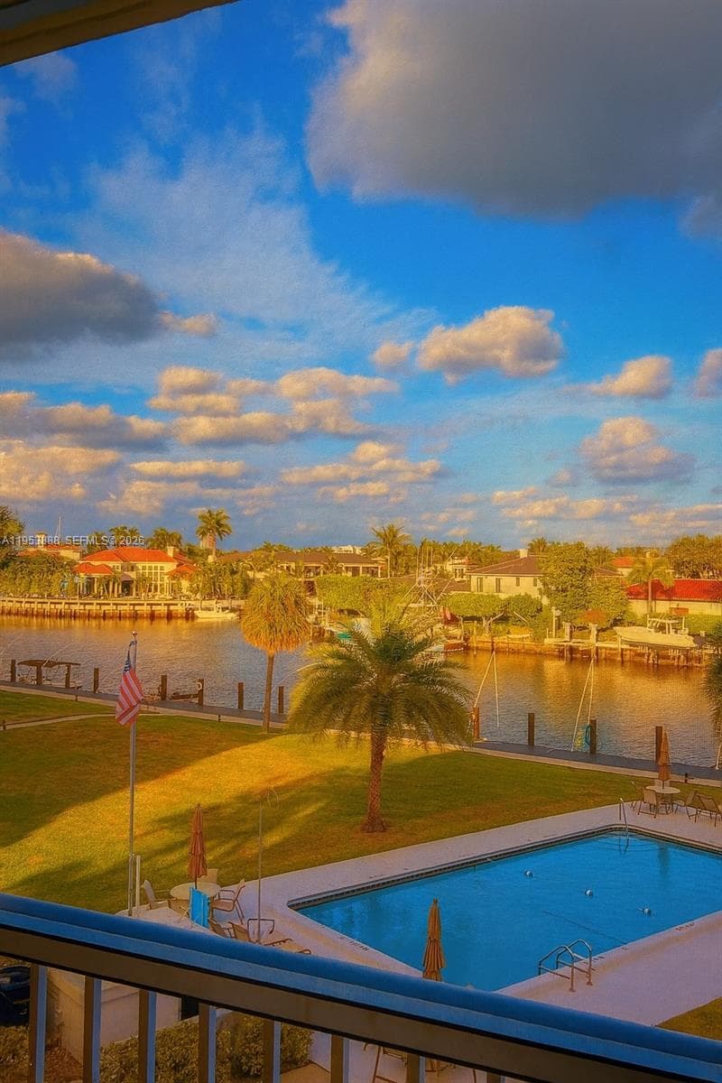 230 N Federal Hwy # 305, Deerfield Beach FL 33441