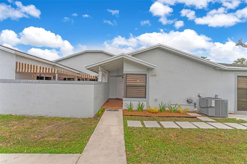 6445 SW 152nd Pl # 45, Miami FL 33193