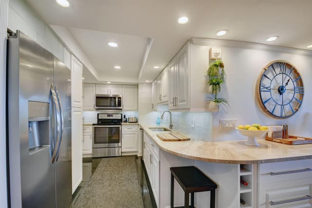 5600 N Flagler Drive # 307, West Palm Beach FL 33407 - West Palm Beach, FL - Photo 3