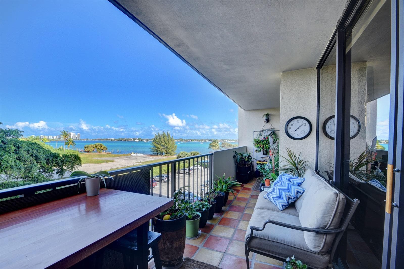 5600 N Flagler Drive # 307, West Palm Beach FL 33407