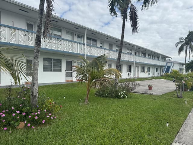 55 NW 204th St # 1, Miami Gardens FL 33169 - Miami Gardens, FL - Photo 3
