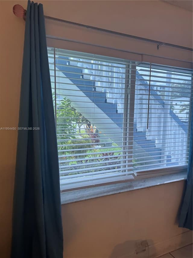 55 NW 204th St # 1, Miami Gardens FL 33169 - Miami Gardens, FL - Photo 5