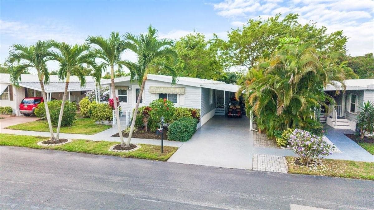 120 NW 51st Street, Deerfield Beach FL 33064 - Deerfield Beach, FL - Photo 1