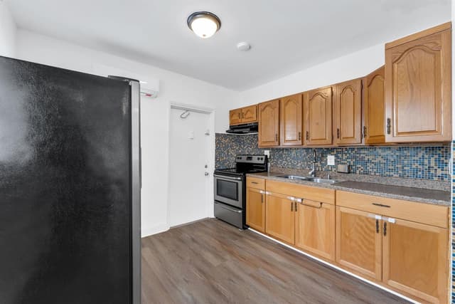 7401 Pines Boulevard # 201, Pembroke Pines FL 33024 - Pembroke Pines, FL - Photo 7