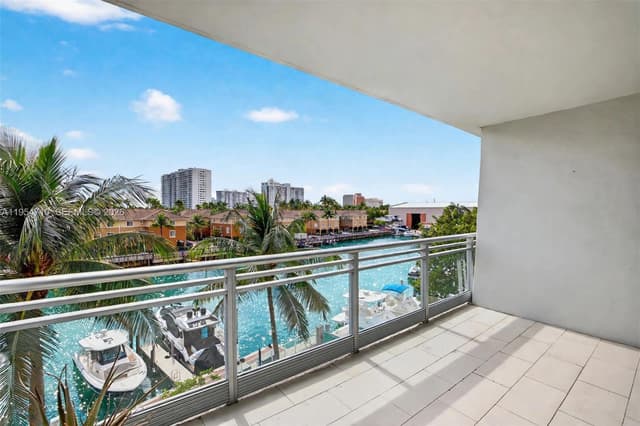 2950 NE 188th St # 302, Aventura FL 33180 - Aventura, FL - Photo 5