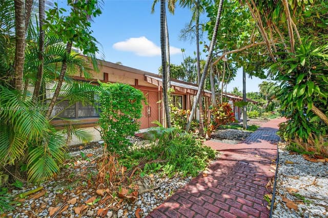 2619 S Parkview Dr, Hallandale Beach FL 33009 - Hallandale Beach, FL - Photo 7