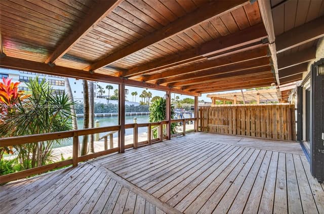 2619 S Parkview Dr, Hallandale Beach FL 33009 - Hallandale Beach, FL - Photo 5