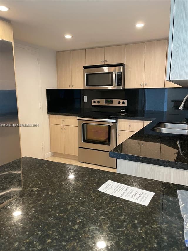 13155 Ixora Ct # 901, North Miami FL 33181 - North Miami, FL - Photo 4