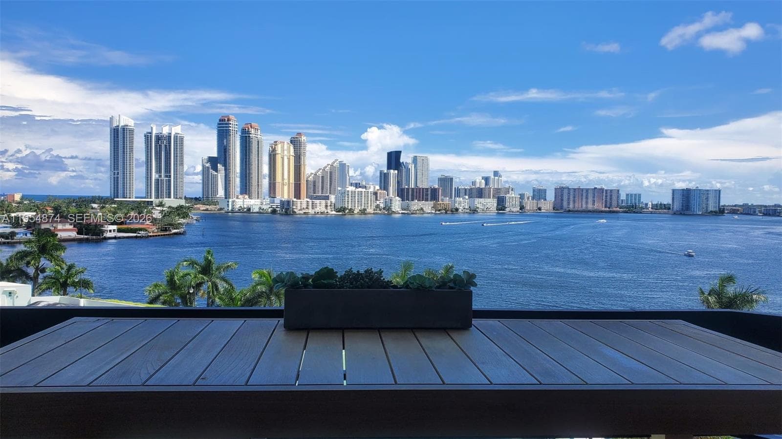3600 Mystic Pointe Dr # 913, Aventura FL 33180 - Aventura, FL - Photo 1