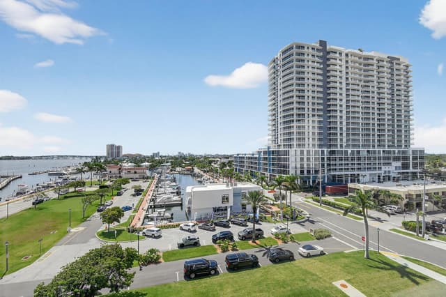 301 Lake Shore Drive # 711, Lake Park FL 33403 - Lake Park, FL - Photo 2