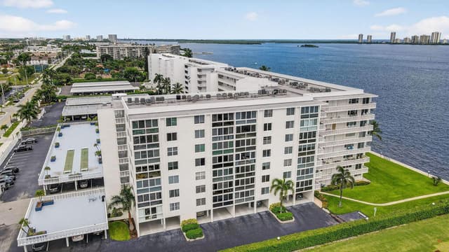 301 Lake Shore Drive # 711, Lake Park FL 33403 - Lake Park, FL - Photo 6
