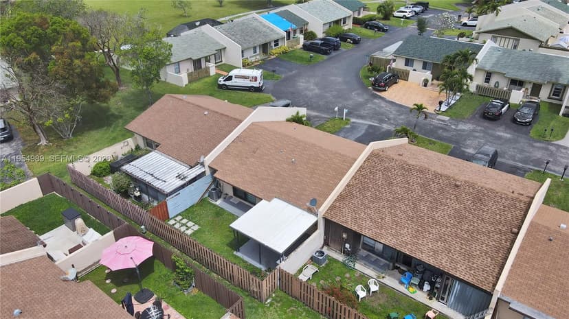 12216 SW 110th Ln, Miami FL 33186