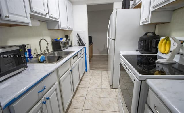 20490 NW 7th Ave # 15, Miami Gardens FL 33169 - Miami Gardens, FL - Photo 7