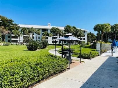 2621 Village Blvd # 102, West Palm Beach FL 33409 - West Palm Beach, FL - Photo 2