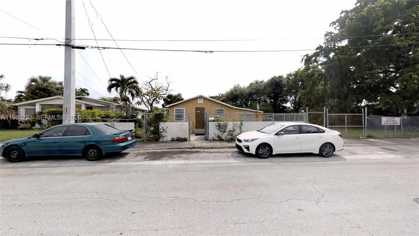1544 NW 51st Ter, Miami FL 33142