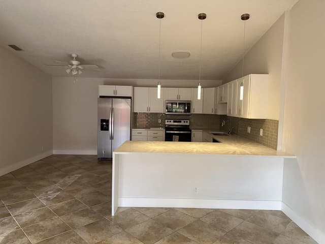 4326 Woodstock Drive # C, West Palm Beach FL 33409 - West Palm Beach, FL - Photo 5