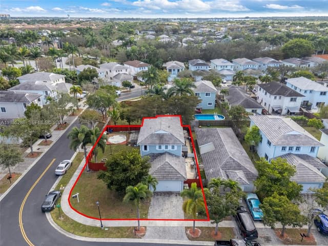3176 NE 4 Street, Homestead FL 33033 - Homestead, FL - Photo 2