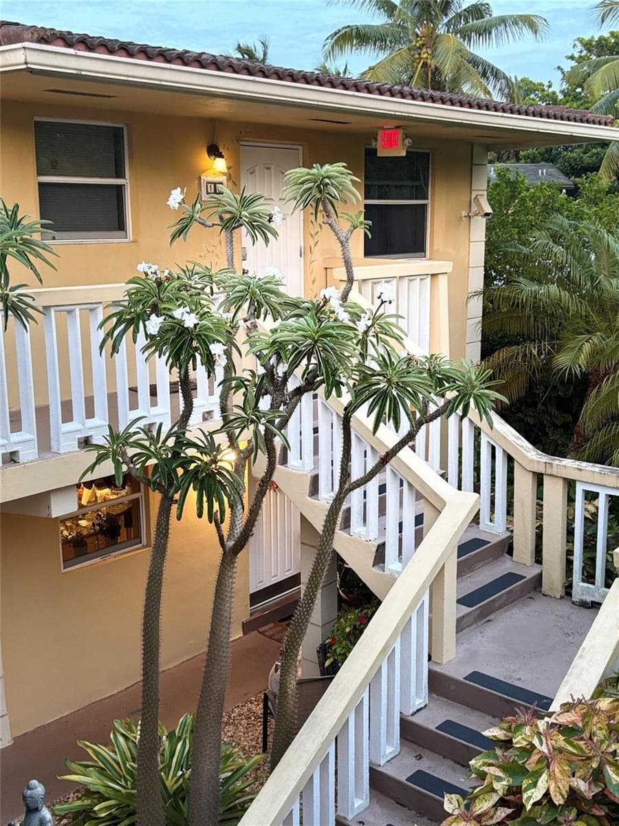 811 NE 14th Place # 6, Fort Lauderdale FL 33304 - Fort Lauderdale, FL - Photo 1