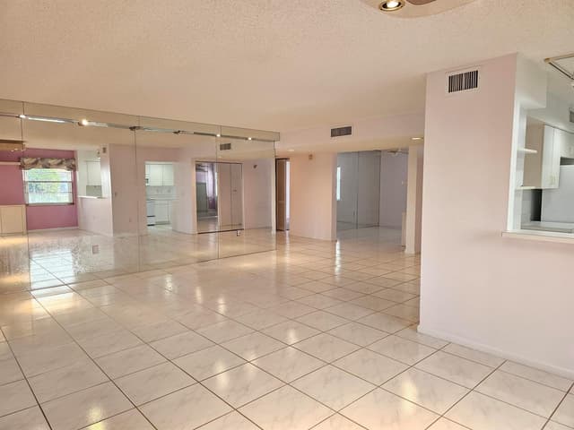 9963 Seacrest Circle # 101, Boynton Beach FL 33437 - Boynton Beach, FL - Photo 6